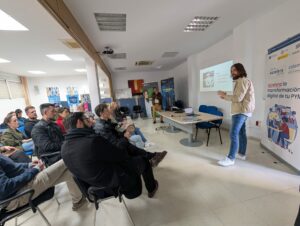 La importancia de la IA en el Marketing Digital, y los programas de gestión para emprendedores y pymes